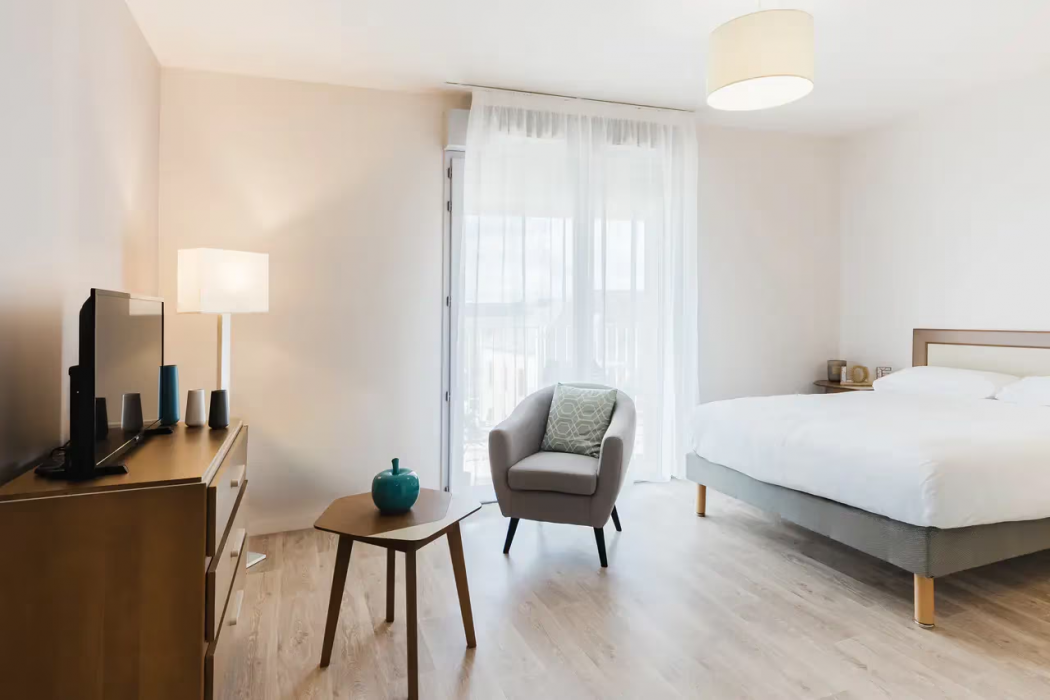 Quality Aparthotel Dinan 8/27