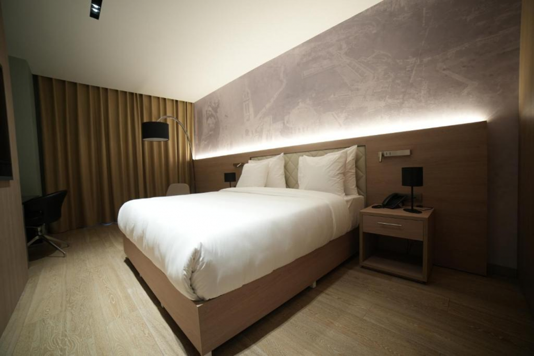 HOTEL KYRIAD PRESTIGE LE PATIO 11/31