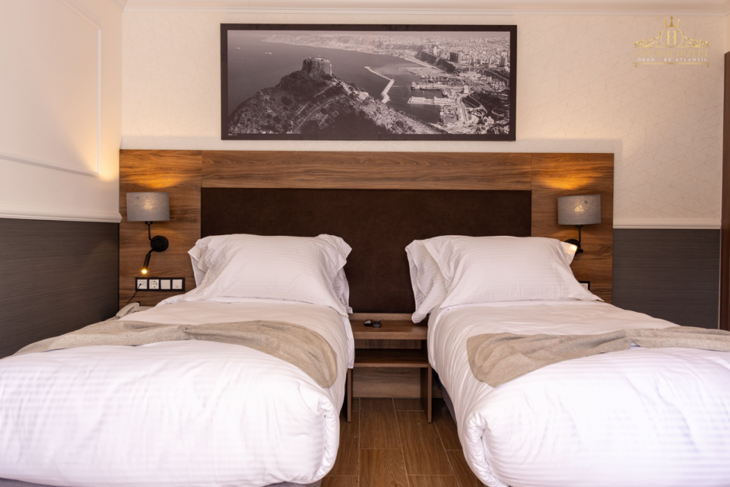 LOUNIS HOTEL 11/36