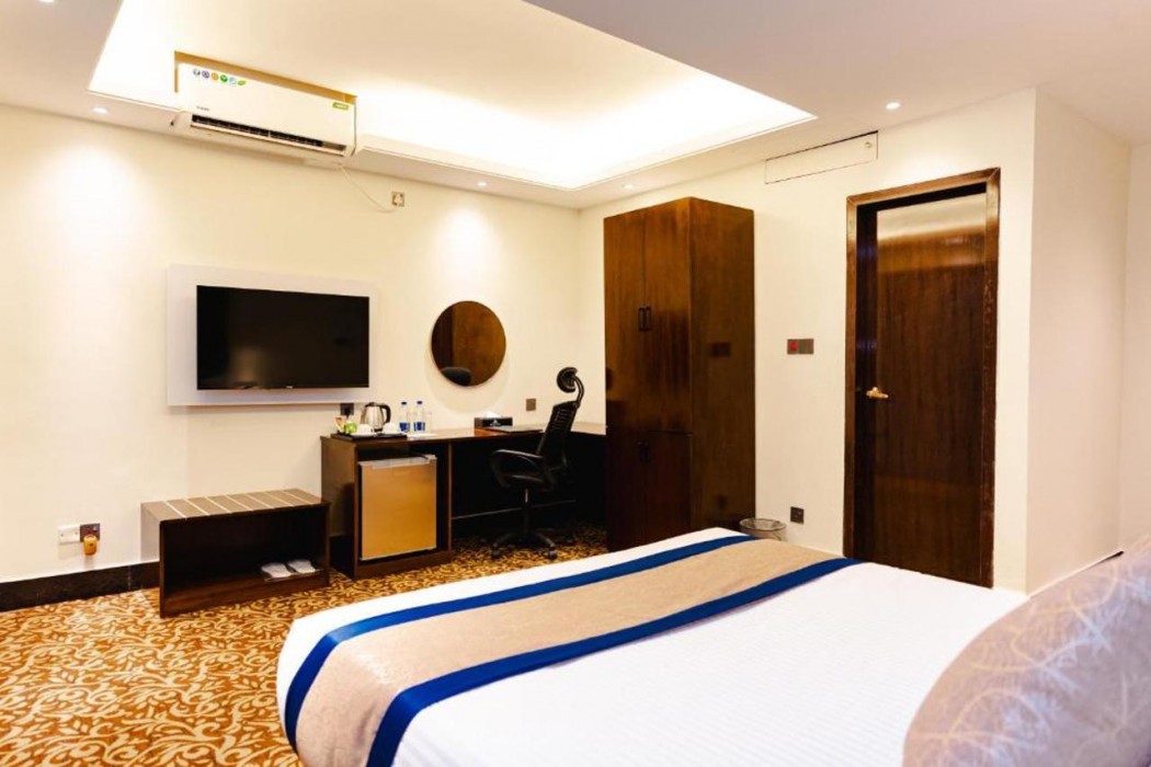 Marco Polo Dhaka 14/37