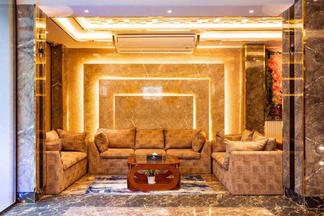 Lobby at Marco Polo Dhaka, DHAKA