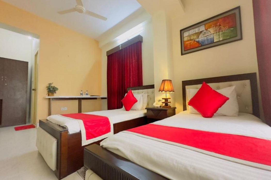 Hotel Grand Circle Inn 16/60