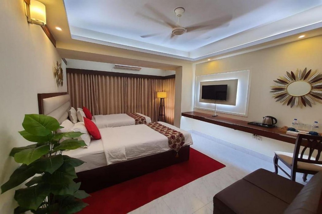 Hotel Grand Circle Inn 20/60