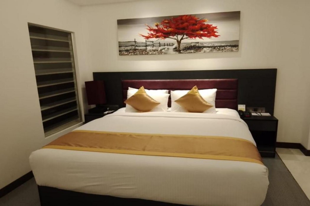 Hotel X Rajshahi 8/45