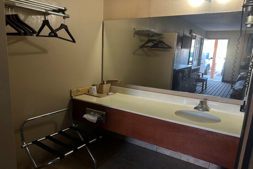 Crete Inn by Capital O Near Lincoln 10/48