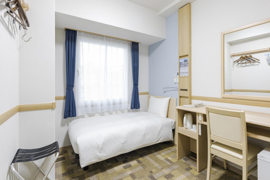 Toyoko Inn Tokuyama-eki Kita-guchi 12/45