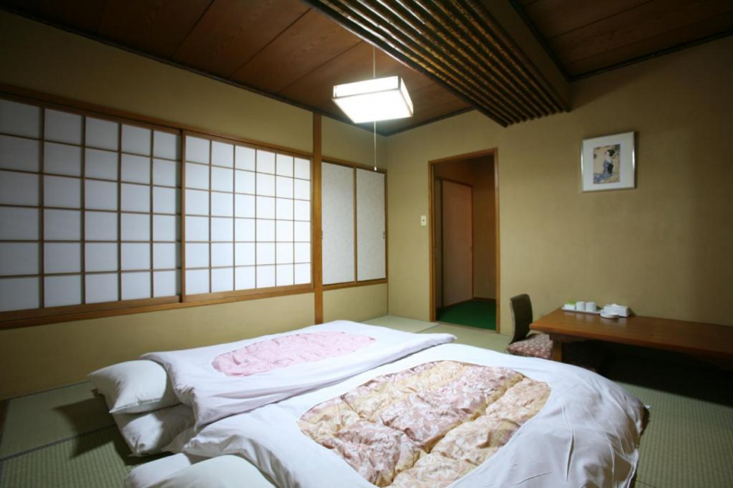Takasaki Ekimae Plaza Hotel 8/33