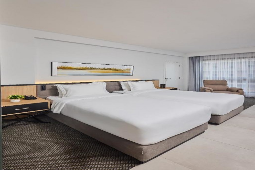 The View - Saint George Hotel 9/49