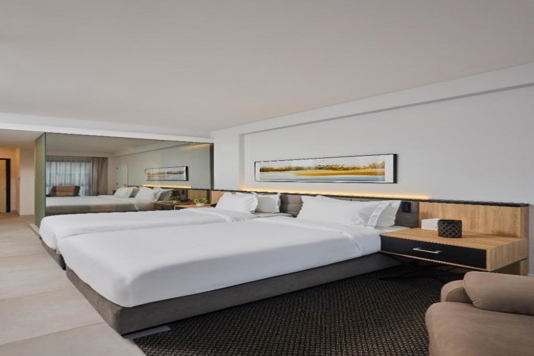 The View - Saint George Hotel 15/49