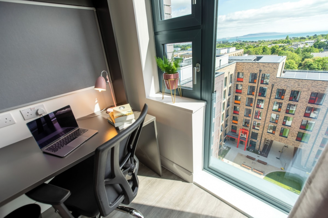 UCD Campus Accommodation 17/20