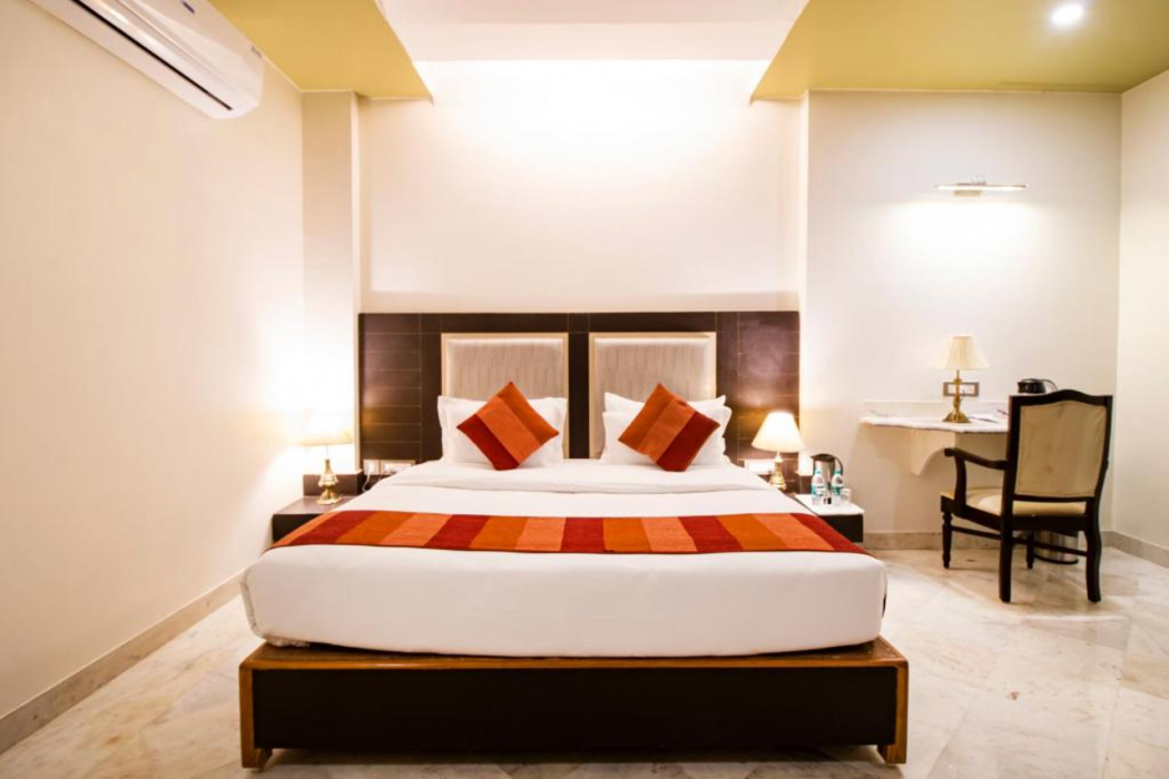 Hotel Tiger Kingdom 12/65