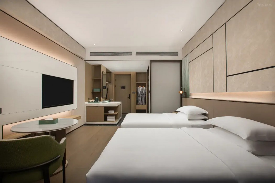 Ramada Plaza By Wyndham Wuhan Hanyang 8/34