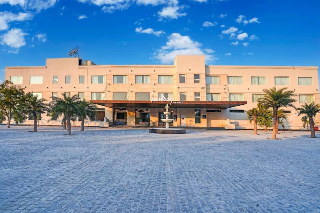 Sunday Resort & Spa Manesar Gurugram 2/51