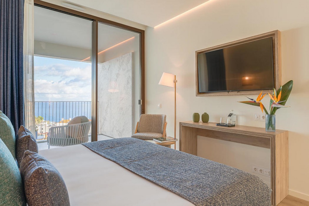 The Editory Ocean Way Funchal 45/107