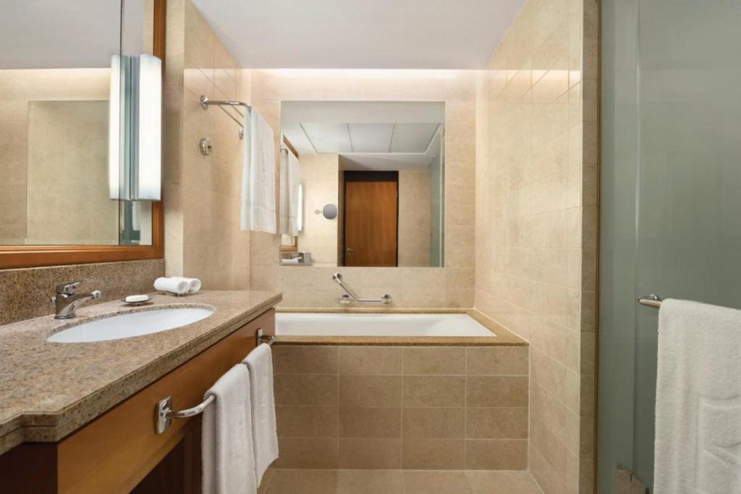 Doubletree by Hilton Muscat Al Waha 8/15