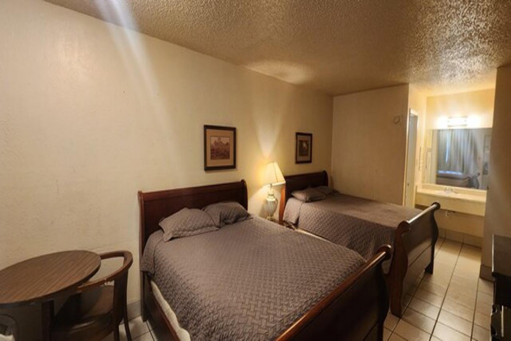 Chaparral Motel Victoria TX US 59 18/38