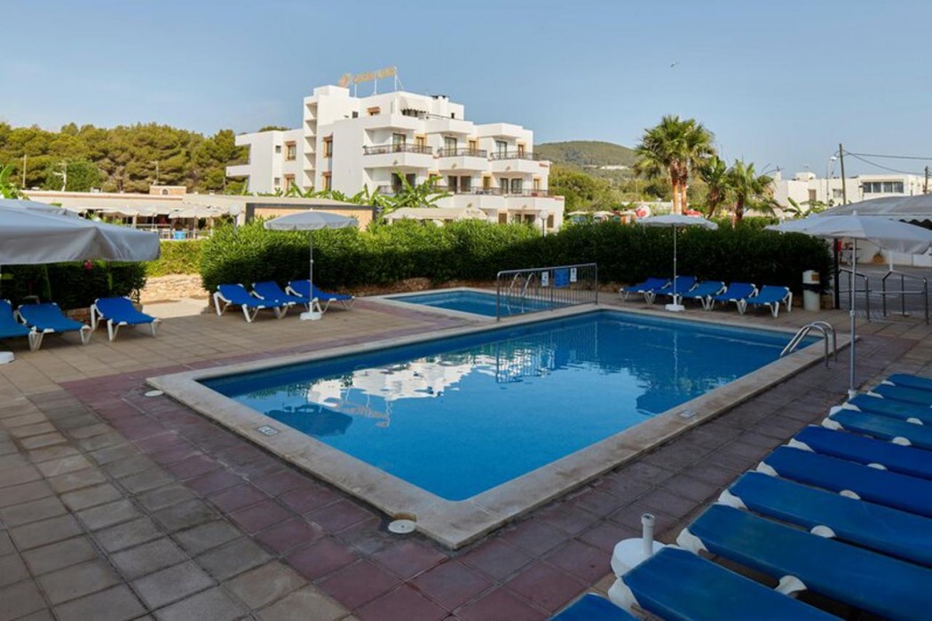 Invisa Aparthotel Casa Luis 39/53