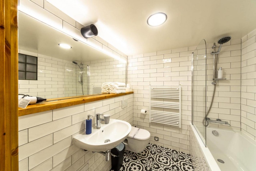 S42 HOTEL 16/20