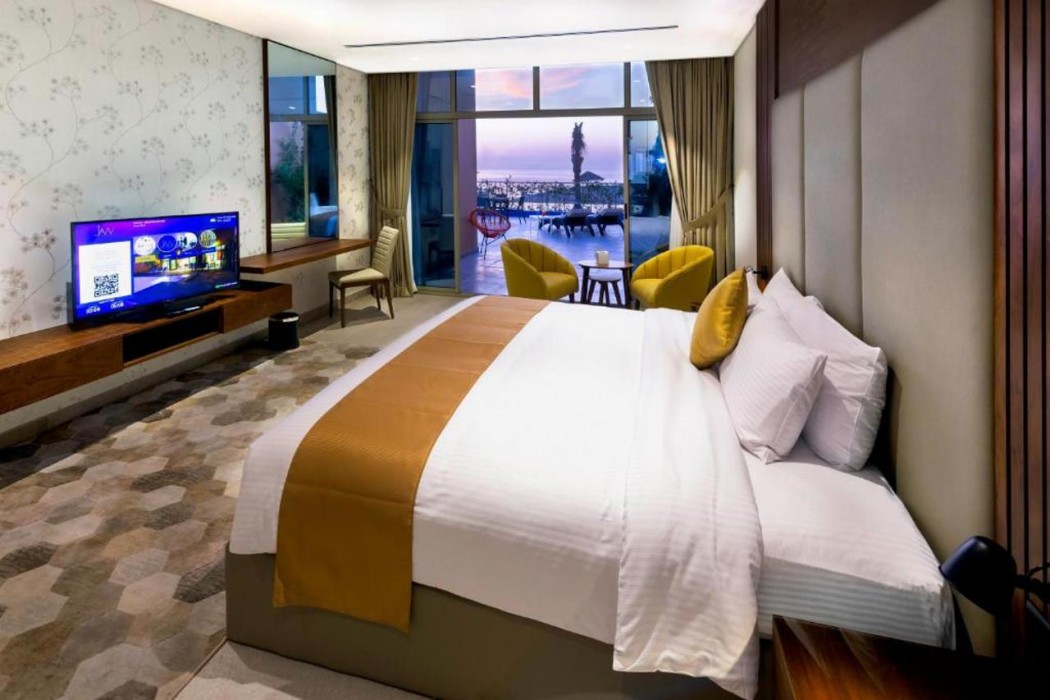 Jaw Resort and Spa 11/60