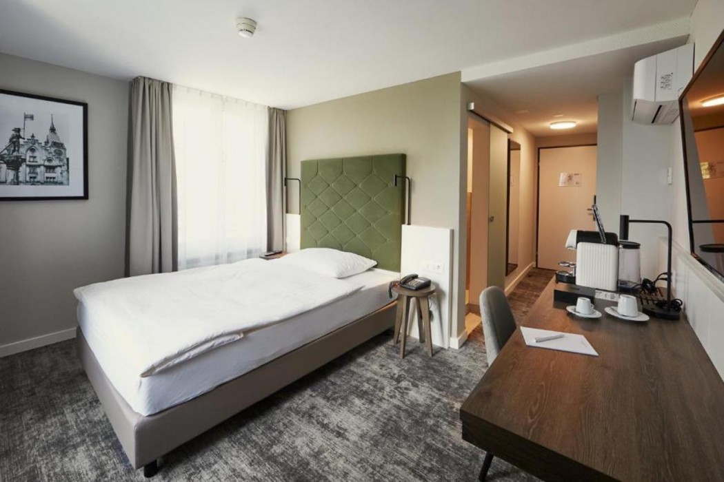 Hotel Lowen Am See 10/33