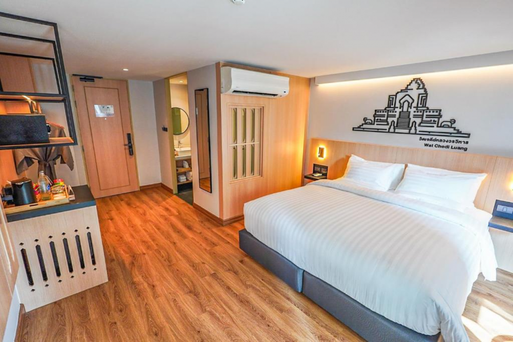 March Hotel & Suite Riverside 14/60