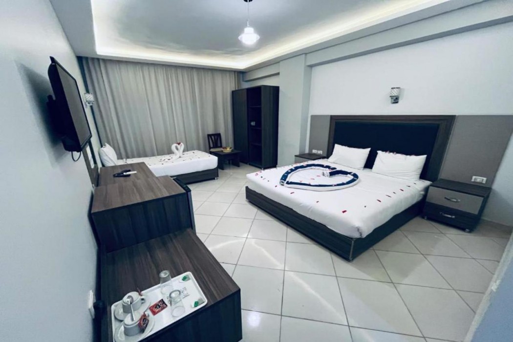 Elite Sea Sky Beach Resort 10/27