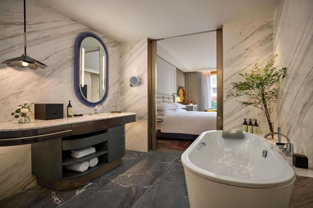 Fairmont Hanoi 19/102