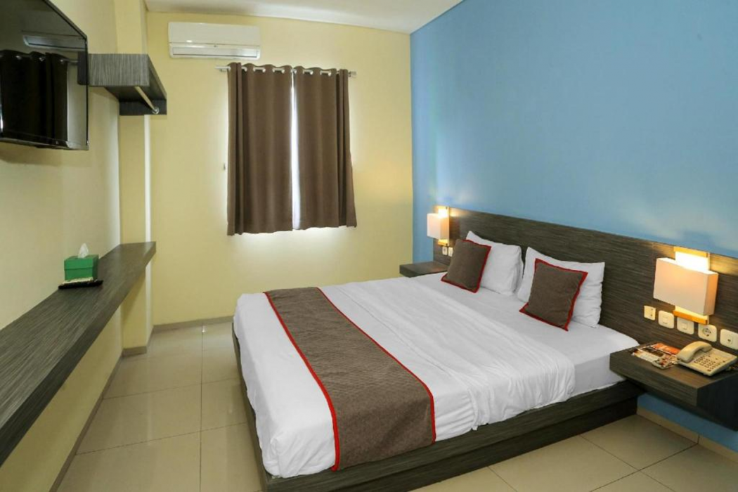 Super OYO Townhouse OAK Hotel Fiducia Pondok Gede 15/48