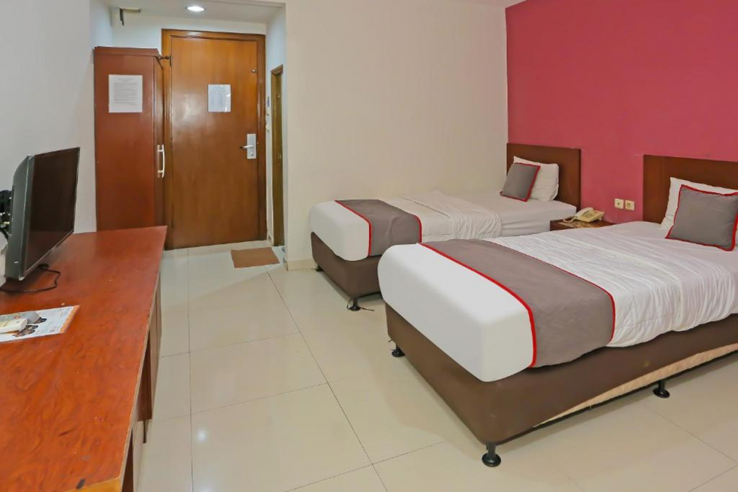 Townhouse OAK Hotel Fiducia Pasar Minggu 12/38