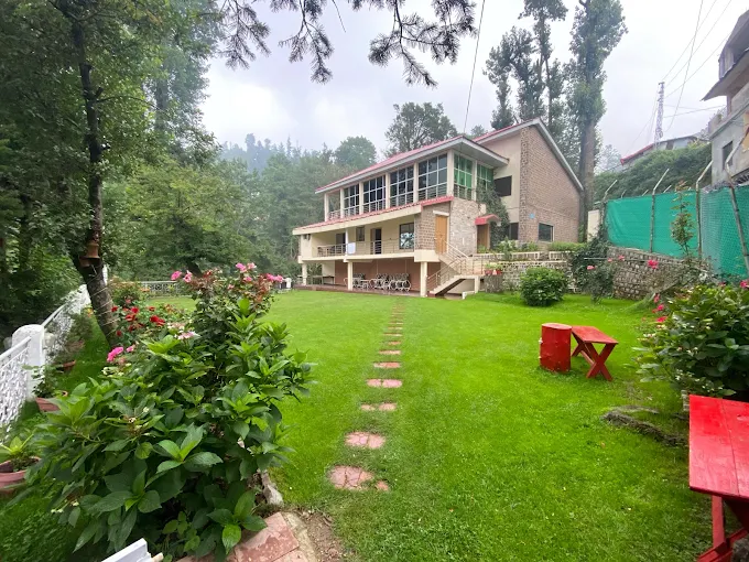 Pinemont Hotel Murree 37/57