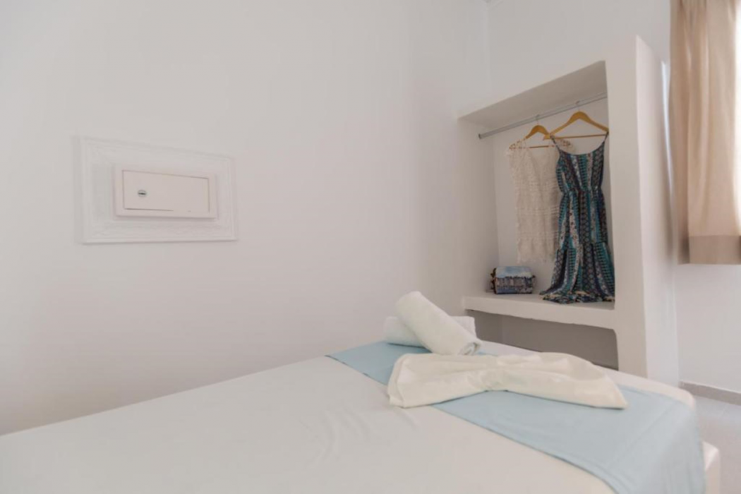 Noeme Santorini 7/57