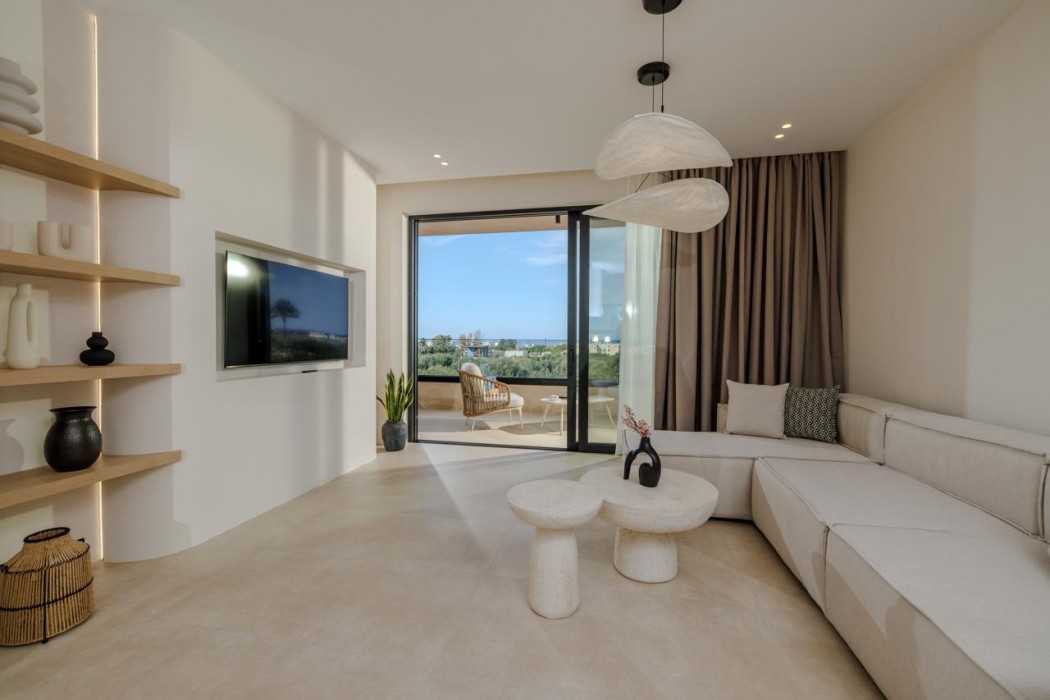 Sokratis LocoLux Villas & Suites 38/86