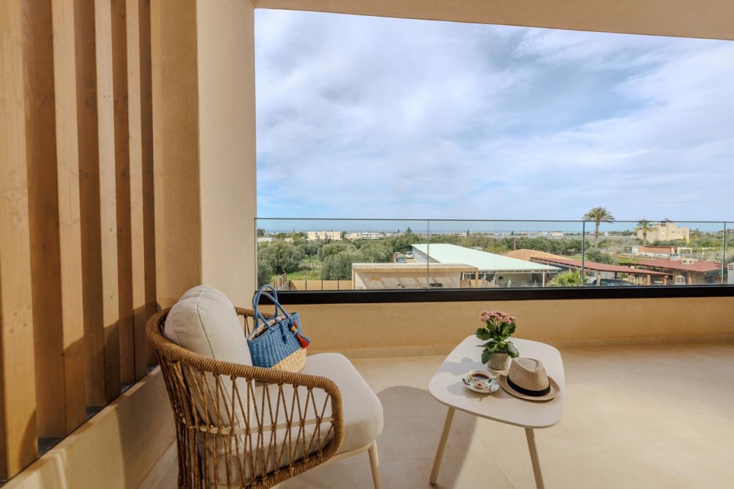 Sokratis LocoLux Villas & Suites 41/86
