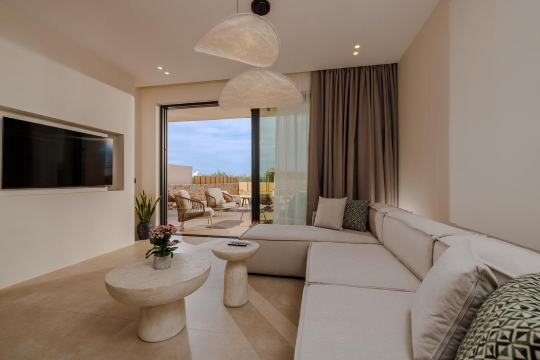 Sokratis LocoLux Villas & Suites 35/86