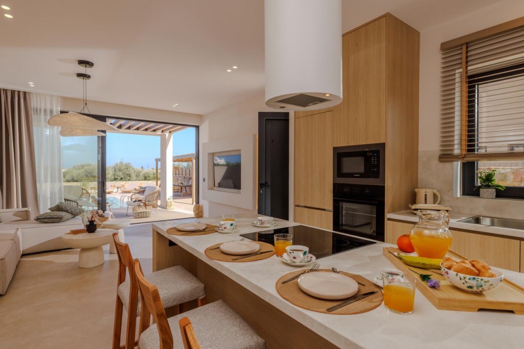 Sokratis LocoLux Villas & Suites 43/86