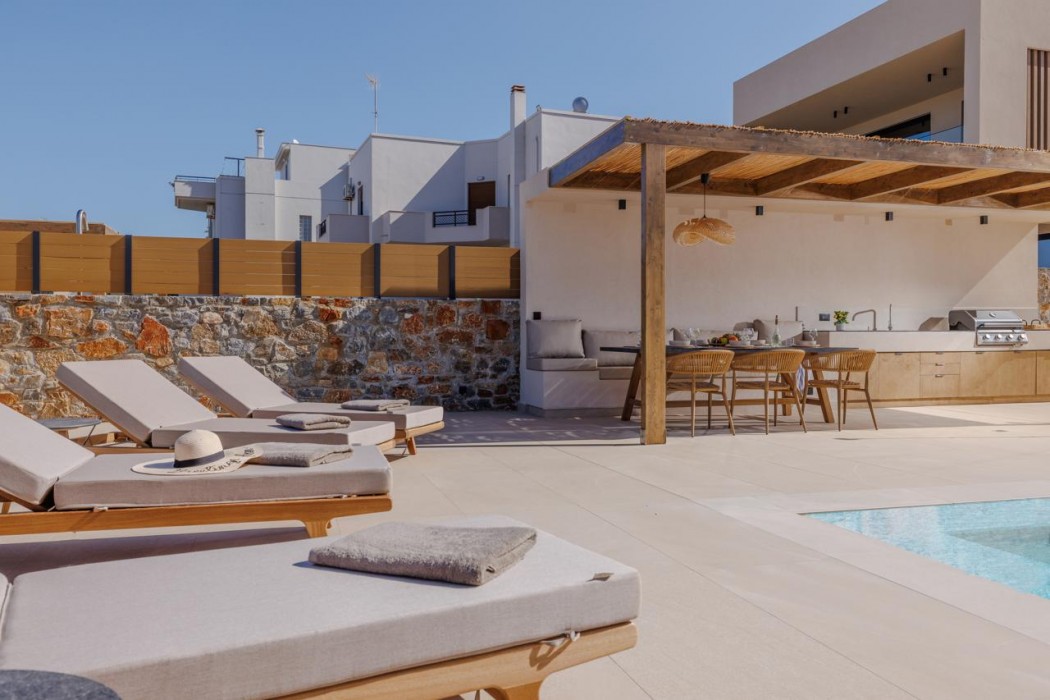 Sokratis LocoLux Villas & Suites 45/86