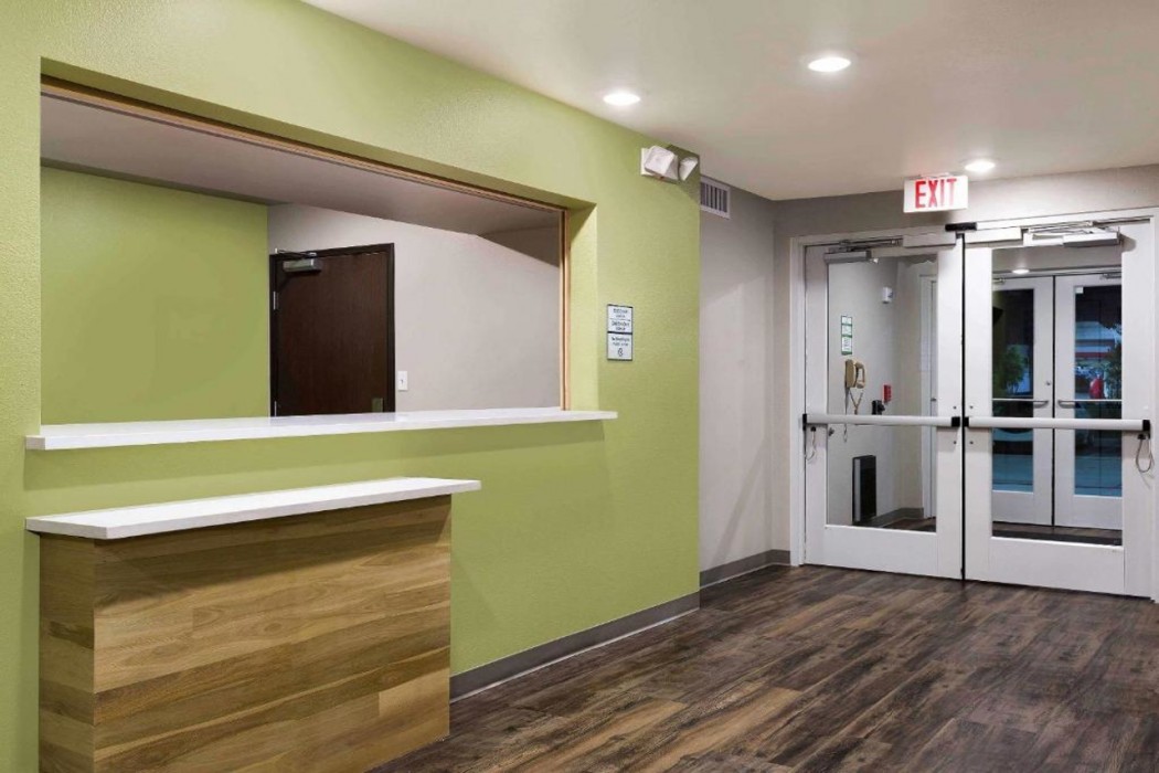 WoodSpring Suites Atlanta Airport 7/56