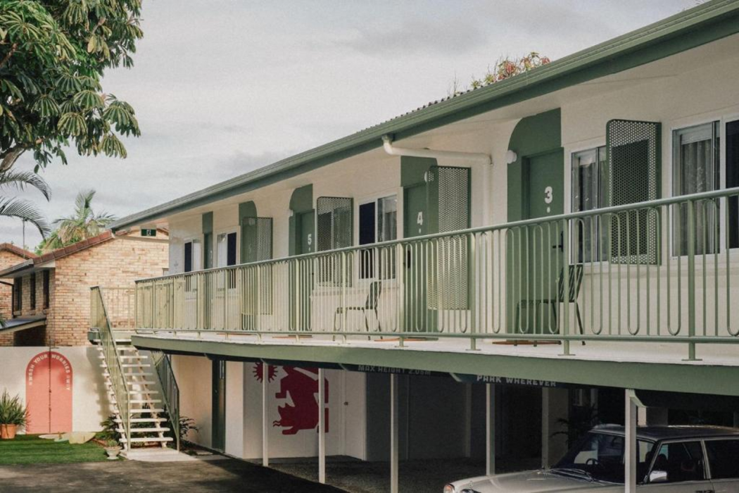 The Cheshire Cat Motel 1/29