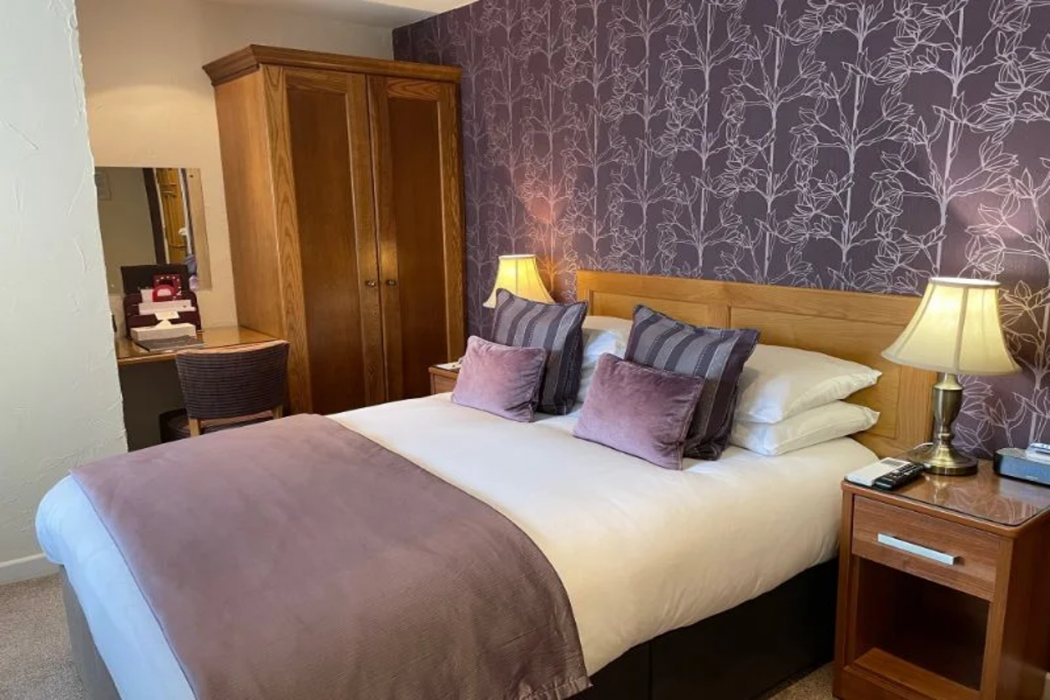 La Barbarie Hotel 24/73