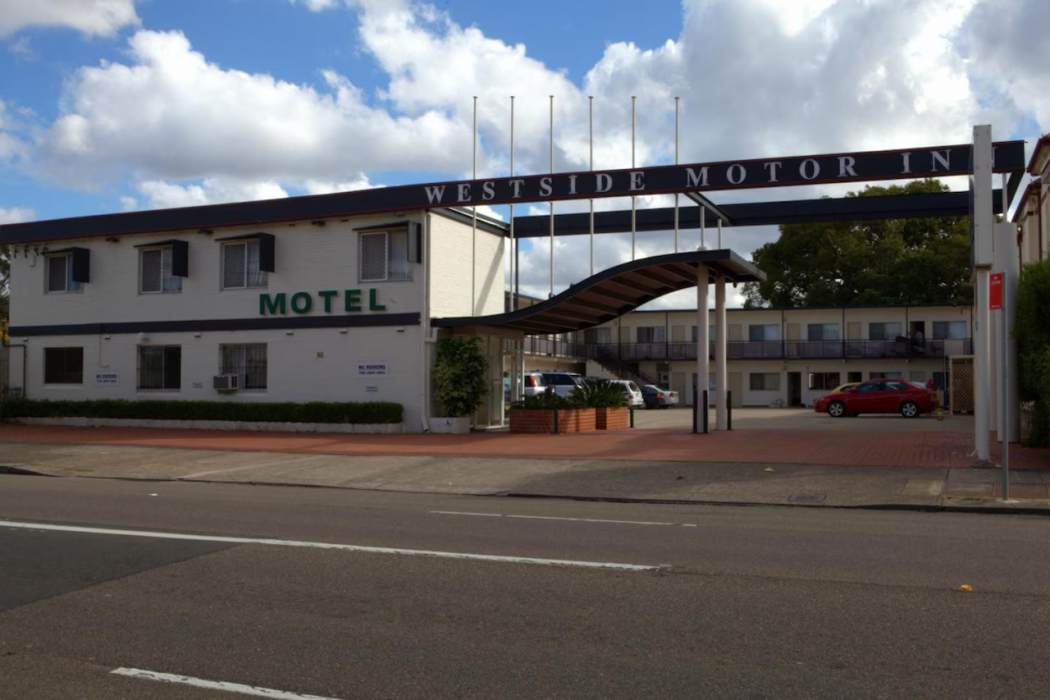 Westside Motor Inn 4/57