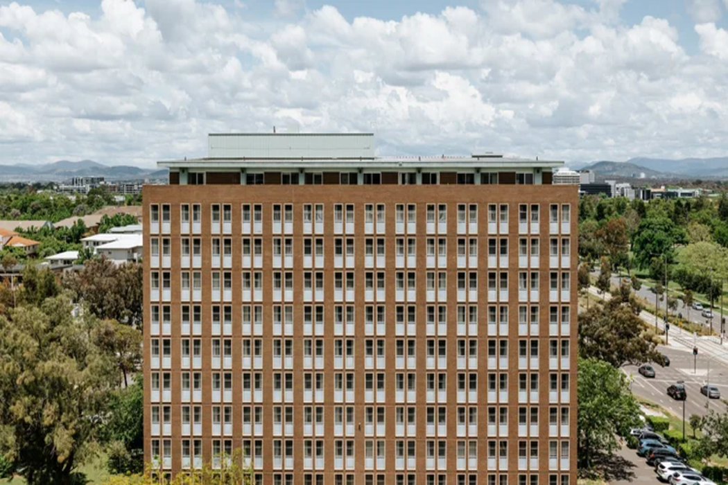Canberra Accommodation Centre 2/63