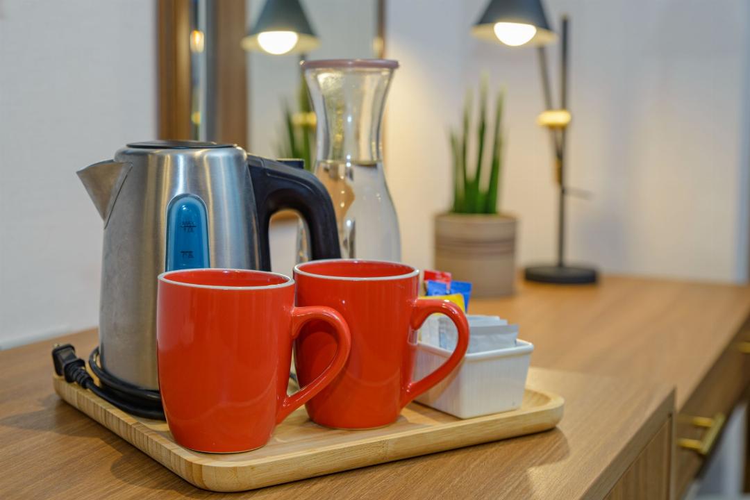 Convenient Modern Lodging in Eastwood City