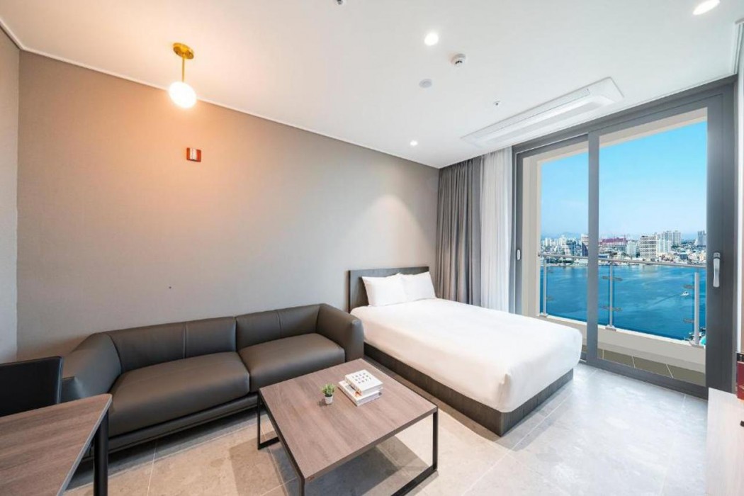 Hotel Around Sokcho 12/62