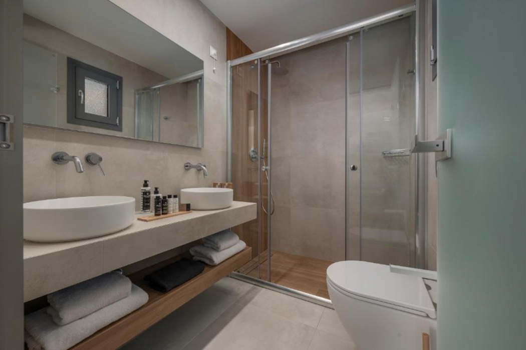 Sandy Seaside Suites 7/66
