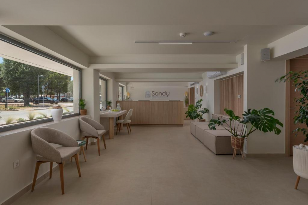 Sandy Seaside Suites 31/66