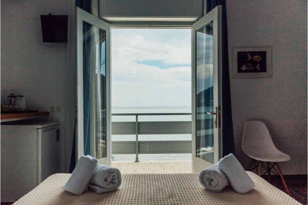 ANEMI BEACH HOTEL 18/65