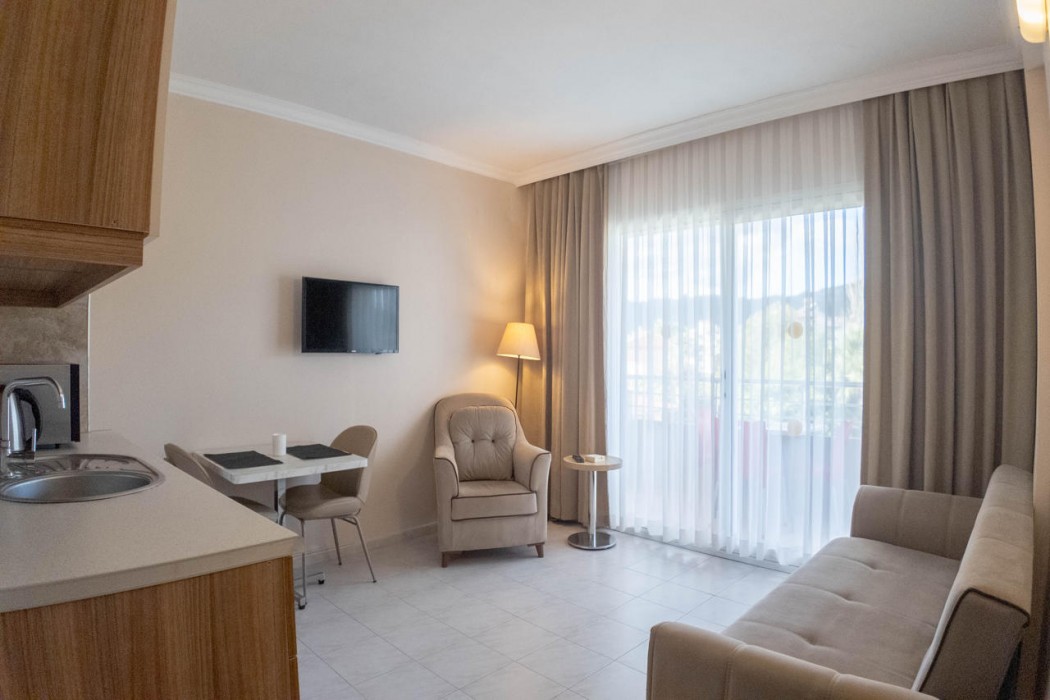 ASYA BLUE APARTMENT 8/45