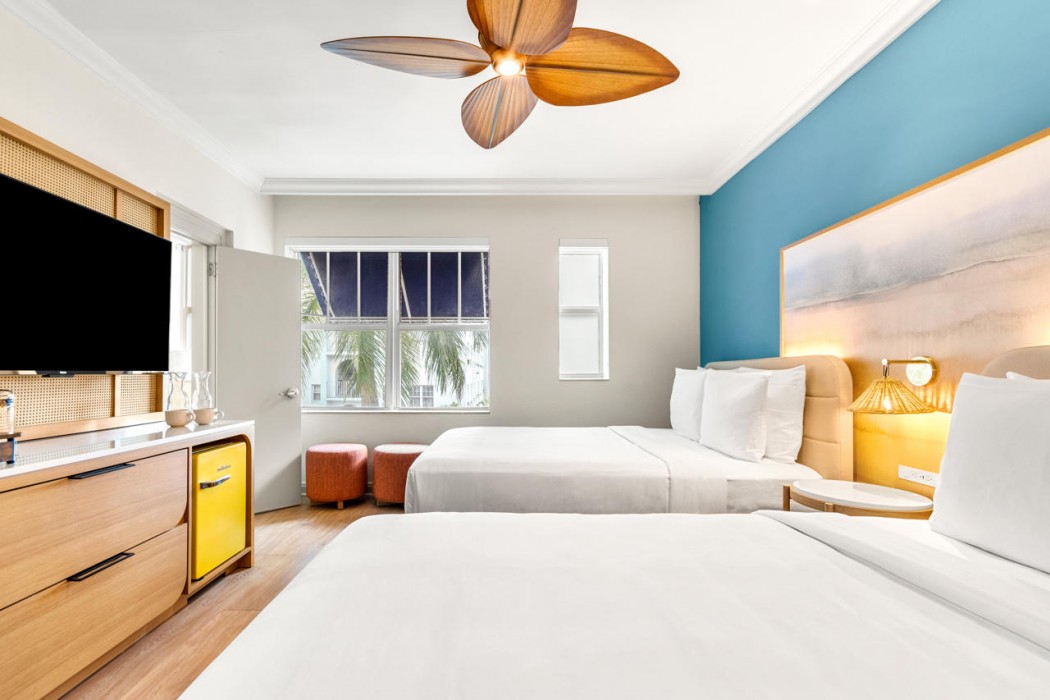 Corendon South Beach Miami 12/61