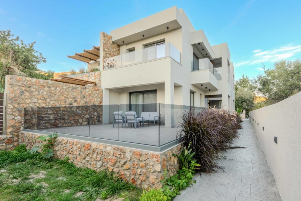 Alati Suites 6/35