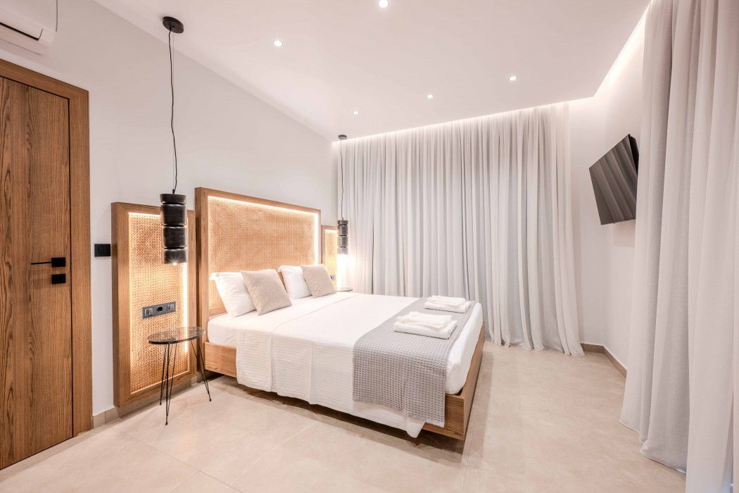Alati Suites 12/35